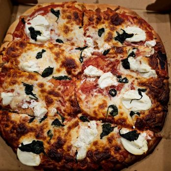 La Pizzeria signature dishes Caprese
Margherita
Pomodoro